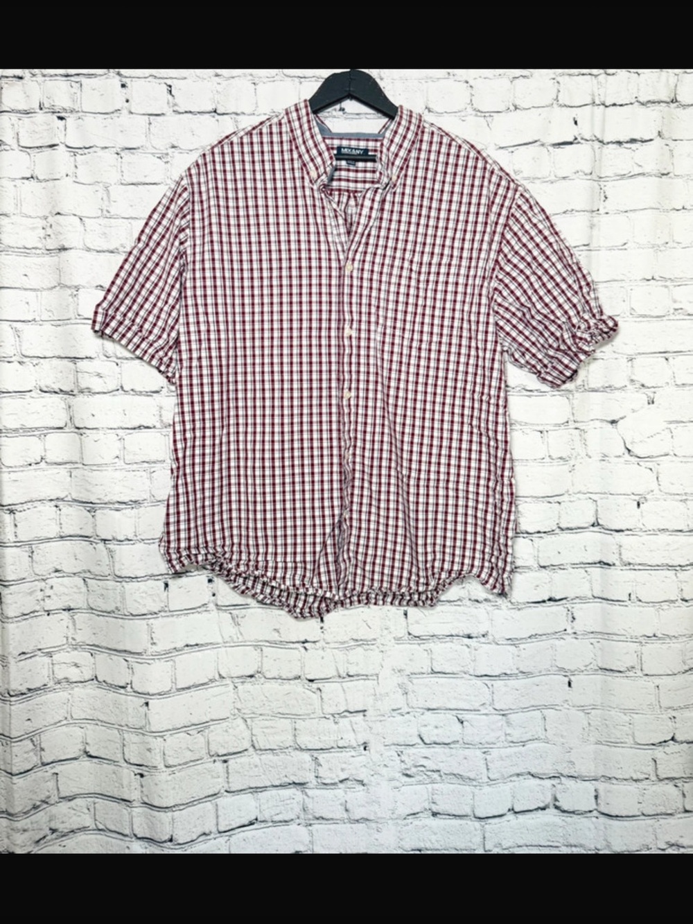 Short-Sleeve Red Plaid Button-Up Shirt
